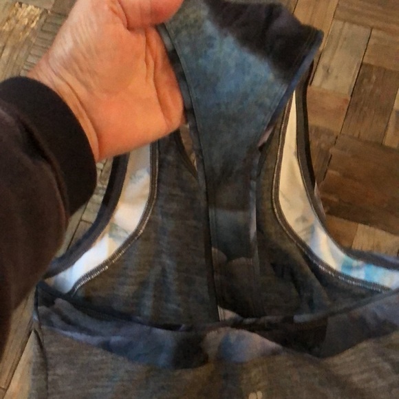 Sweaty Betty Workout Tank. Size XS - Picture 8 of 10